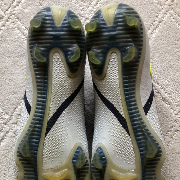 Nike Phantom GT2 Elite DF FG Soccer Cleats - Picture 6 of 11